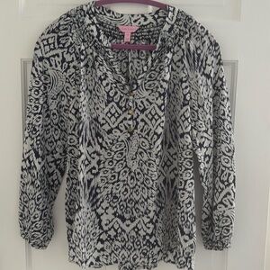 Like new blue and white Lilly Pulitzer Elsa top